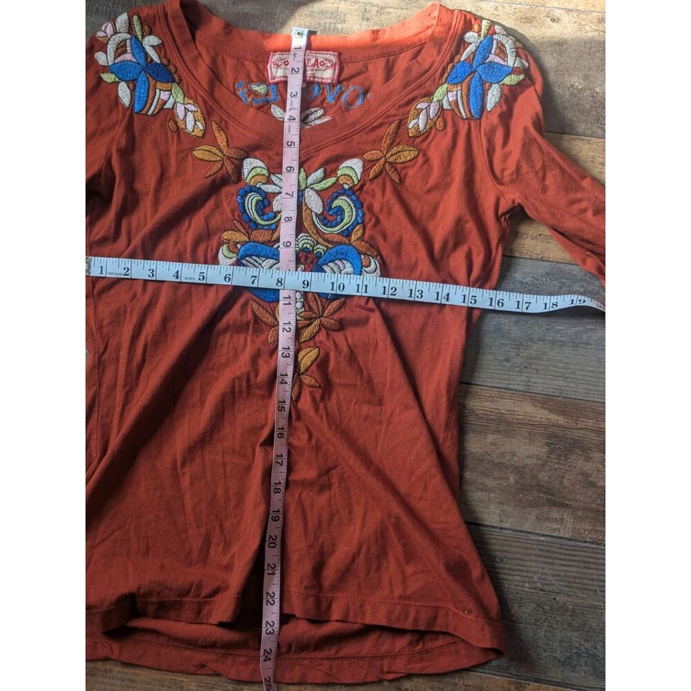 Johnny Was Embroidered Floral "Love Life" Boho Top V-Neck Rust Large - Picture 8 of 8